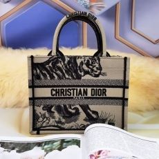 Christian Dior Shopping Bags